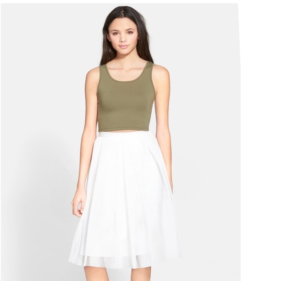 BP Brunt Olive Scoop Tank Crop Top - Picture 4 of 8